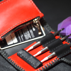 ﾀﾞｰﾂｹｰｽ